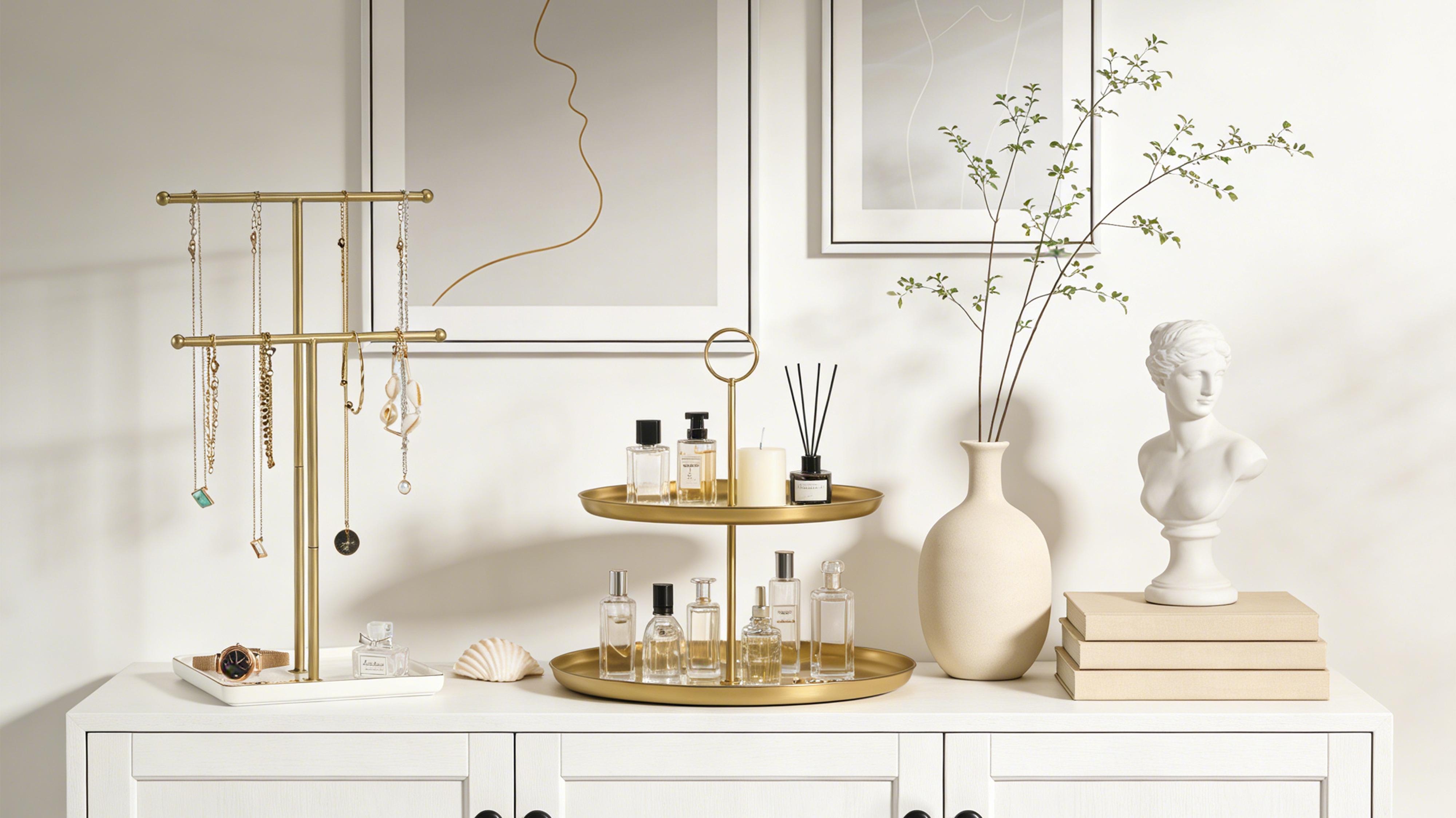 Home Jewelry Trends: Hang Your Jewelry and Turn It into Art