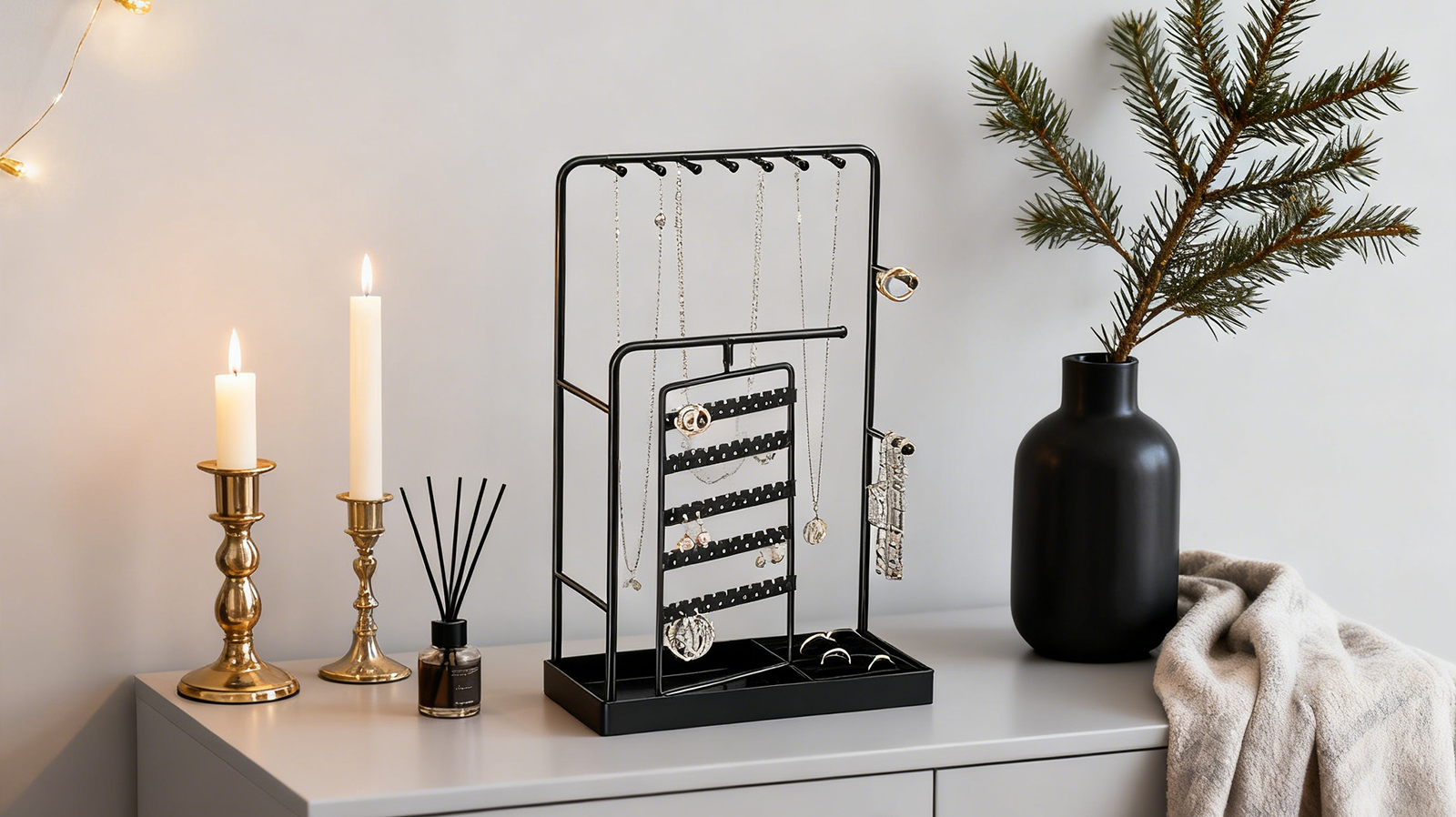 Jewelry Organization Tips to Declutter Before the New Year