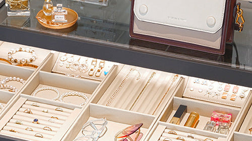 When Minimalist Aesthetics Meet Jewelry Storage Chaos