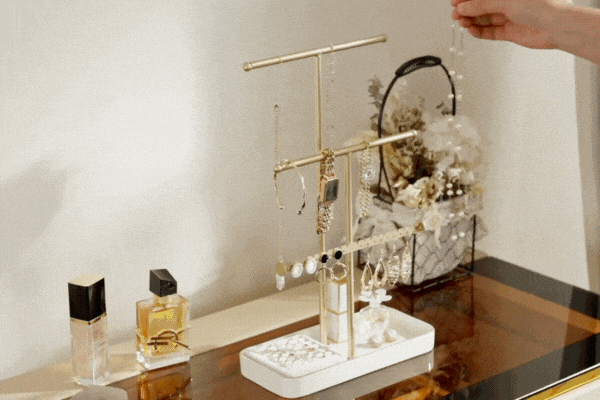 How to Organize Earrings Neatly: Must-Know Tips for Earring Storage