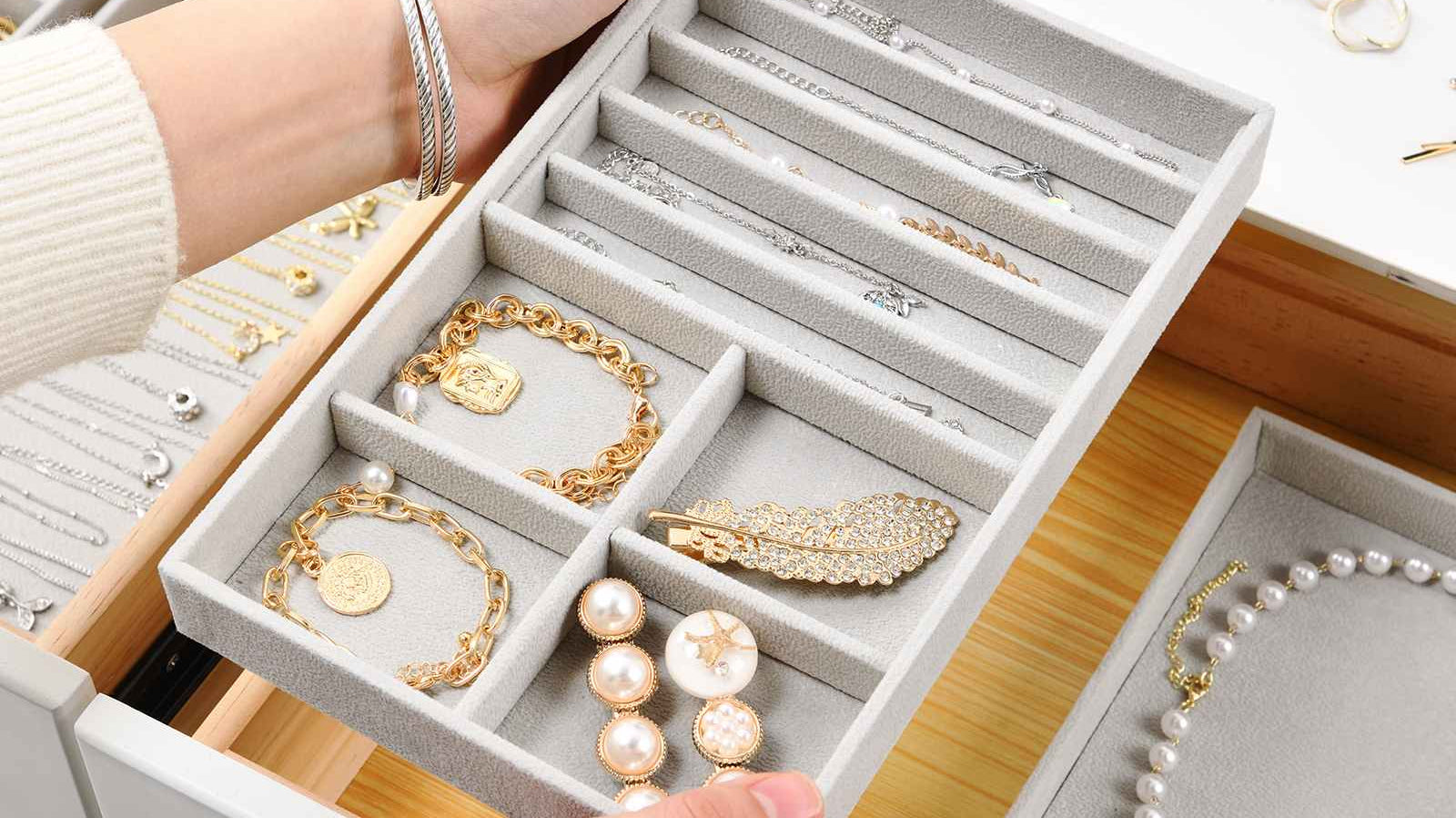 A Comprehensive Guide to Jewelry Storage: Find the Best Organizer for You