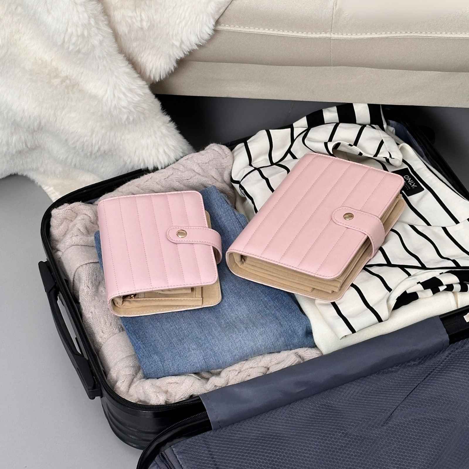 Travel Jewlery Storage Book