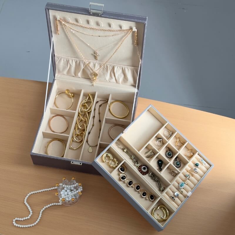 Large Leather Jewelry Box