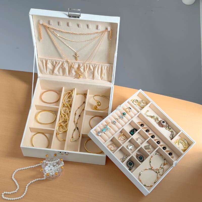 Large Leather Jewelry Box