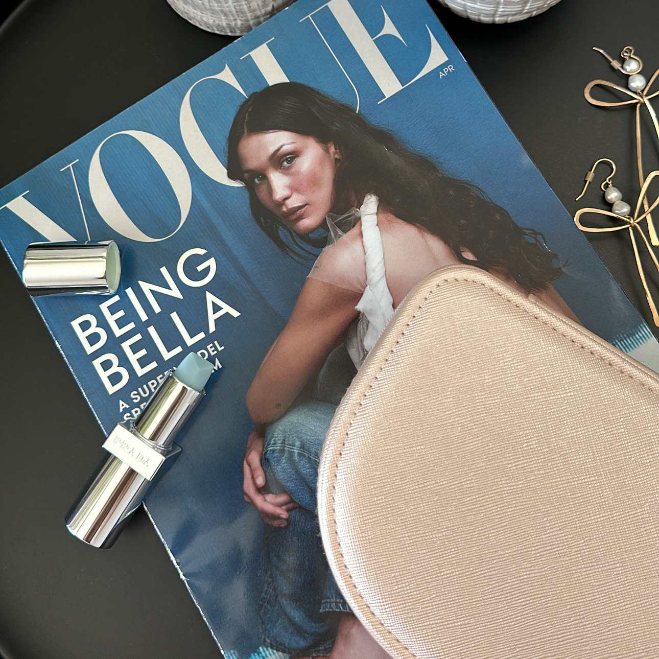 Guide to Choosing a Travel Jewelry Box: Give Your Jewelry a “Suite” on the Go