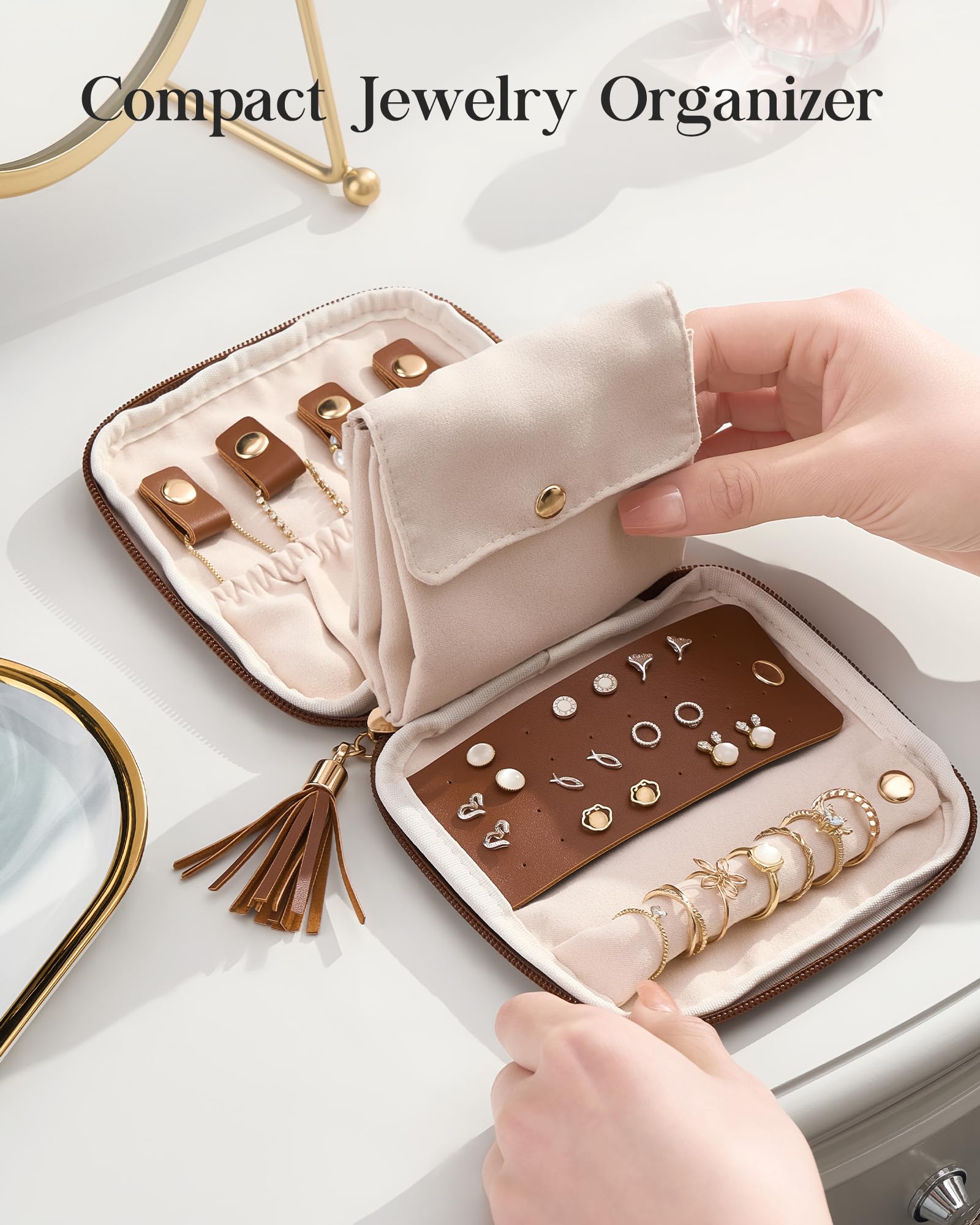 Elegant Travel Jewelry Organizer Pouch with Detachable Compartments