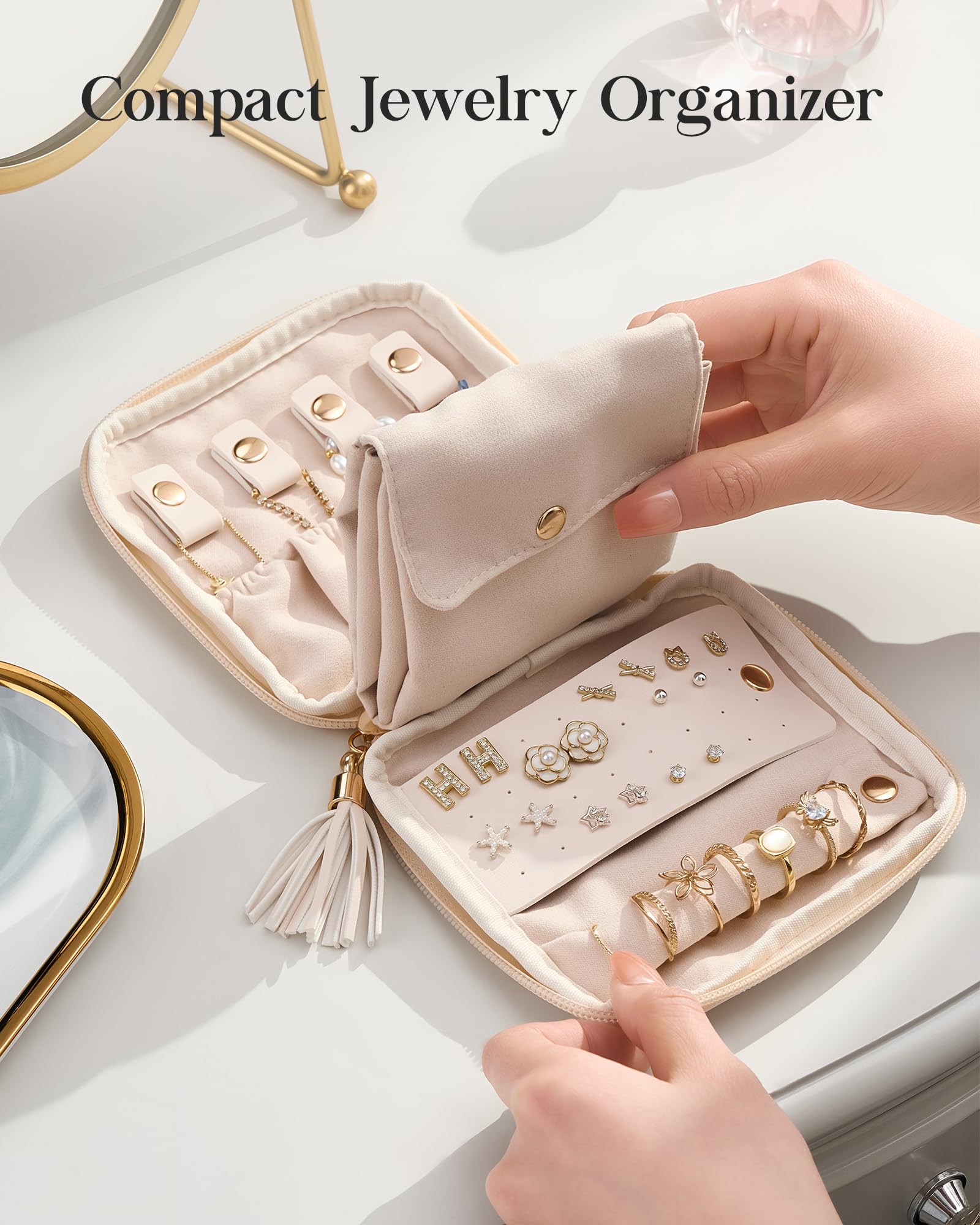 Elegant Travel Jewelry Organizer Pouch with Detachable Compartments