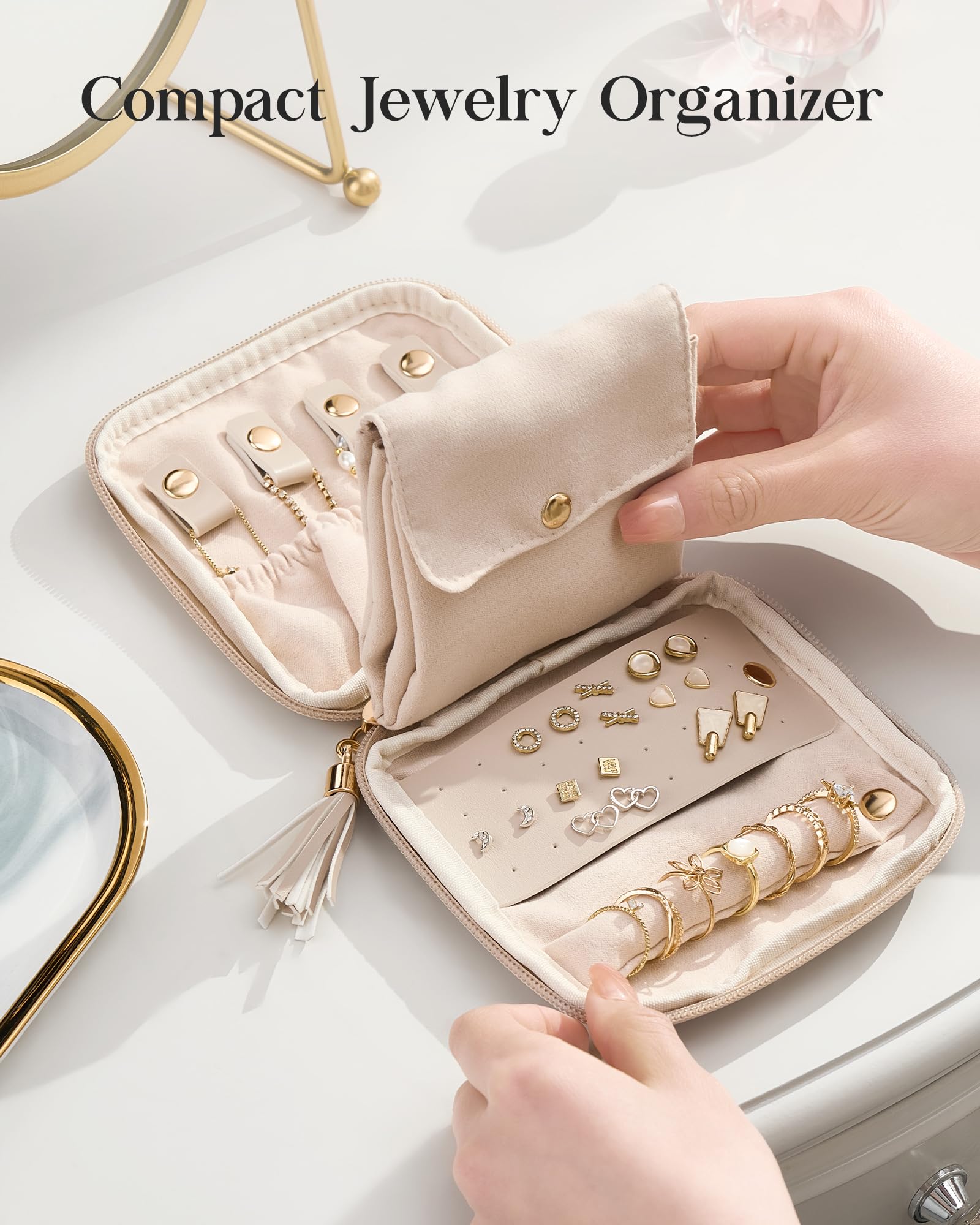 Elegant Travel Jewelry Organizer Pouch with Detachable Compartments