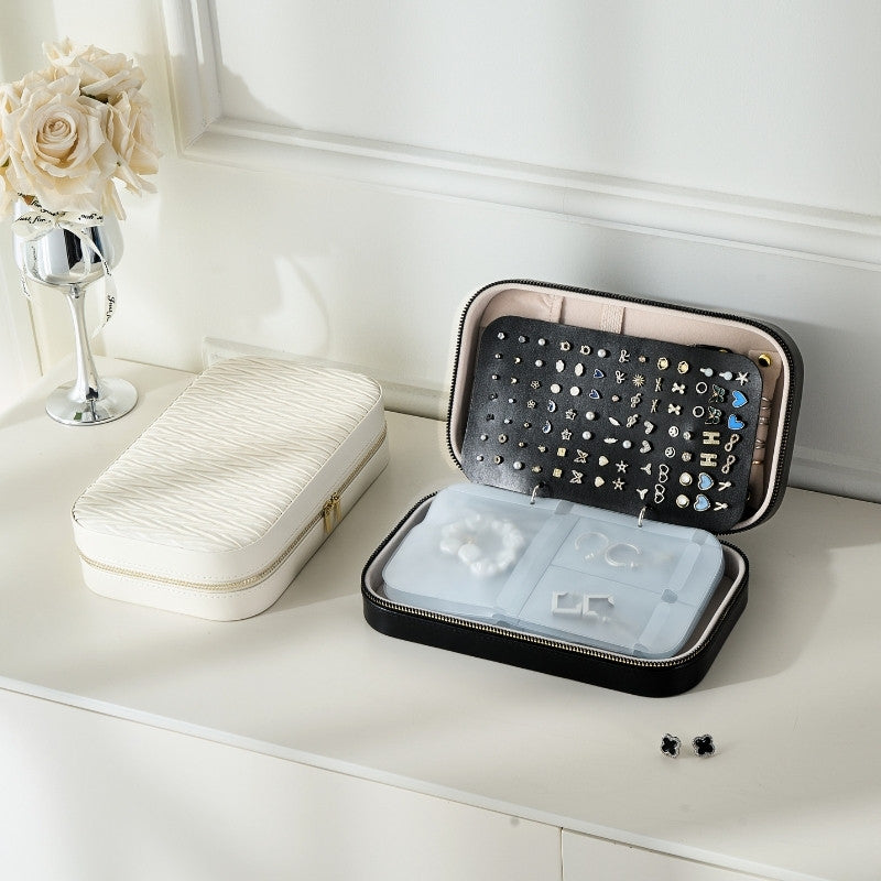 Portable Travel Binder-Style Jewelry Case
