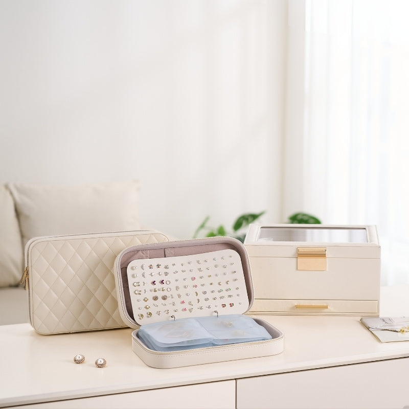 Portable Travel Binder-Style Jewelry Case