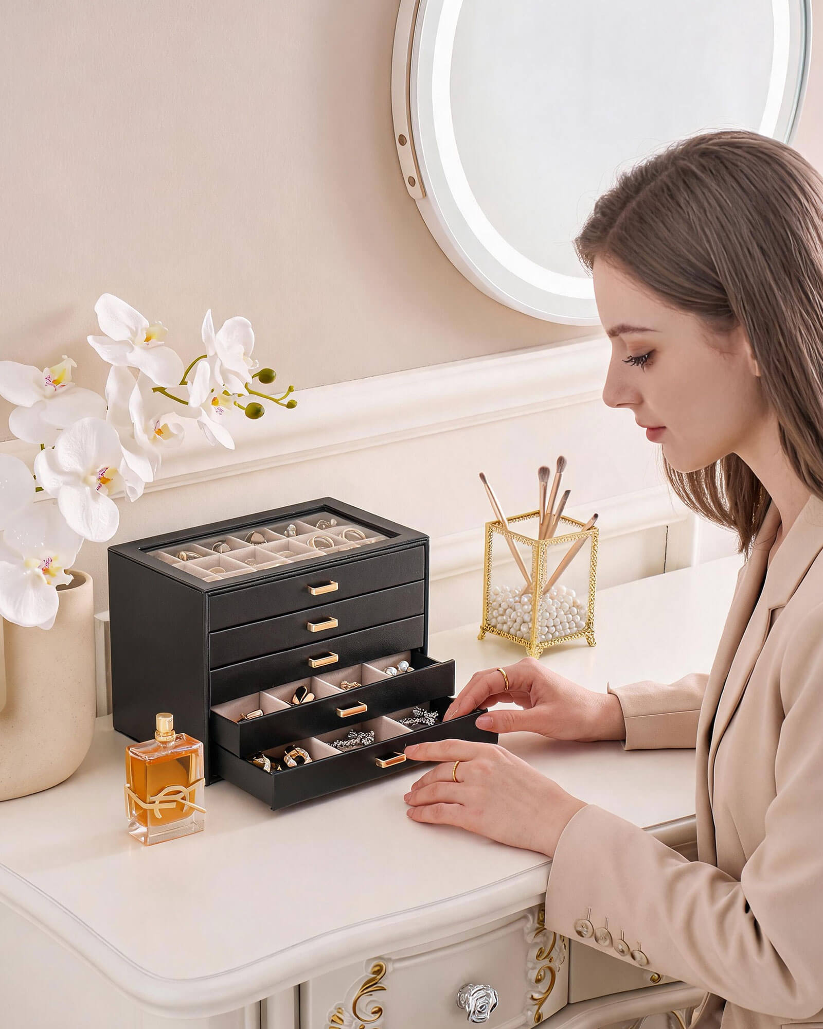 Aesthetic Jewelry Box Organizers and Storage for Rings & Earrings with Clear Lid