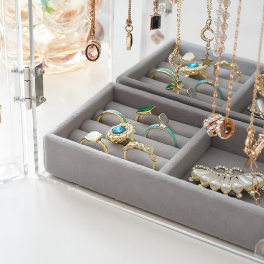 Acrylic Dust-proof Jewelry Storage Case