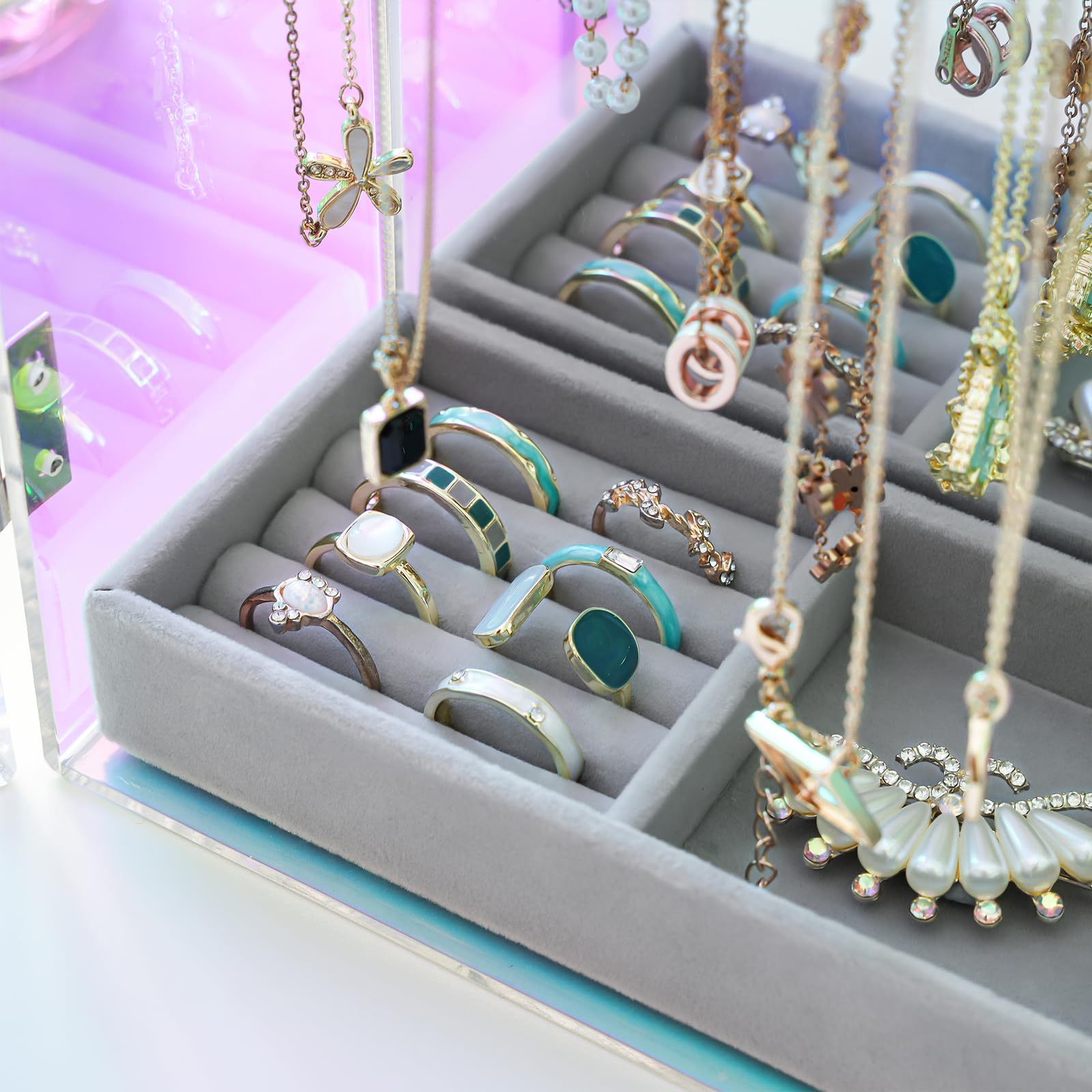 Acrylic Dust-proof Jewelry Storage Case