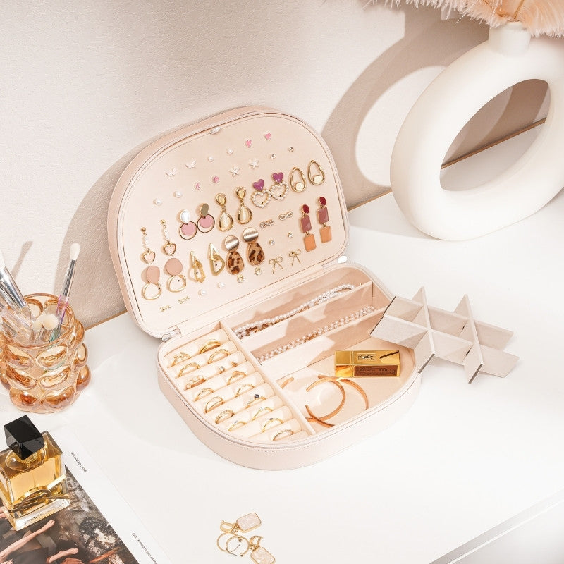 Small Seashell-shaped Travel Jewelry Box