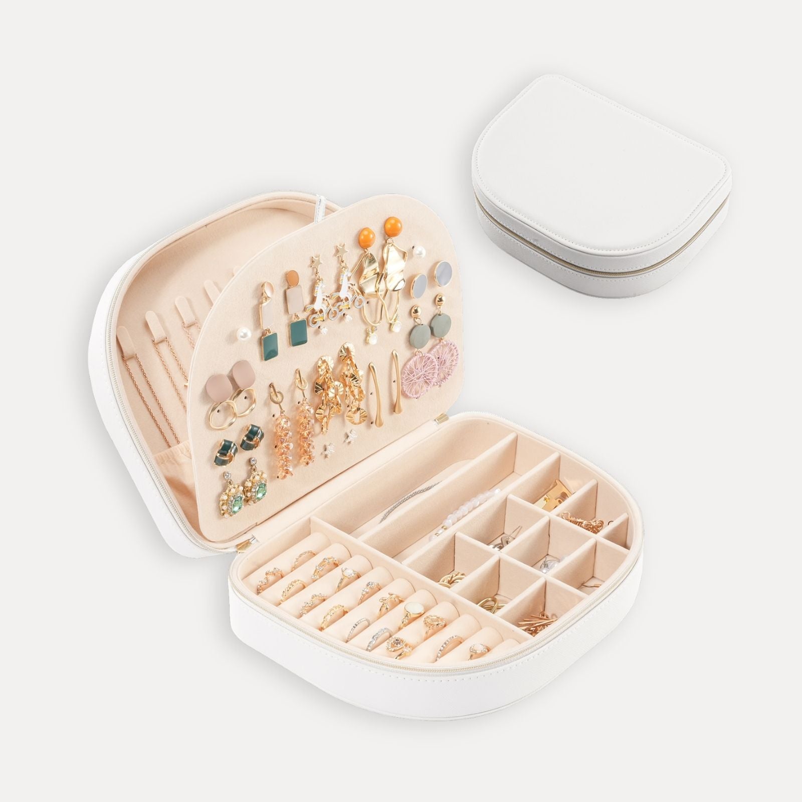 Pequeño estuche portátil para joyas con forma de concha marina 