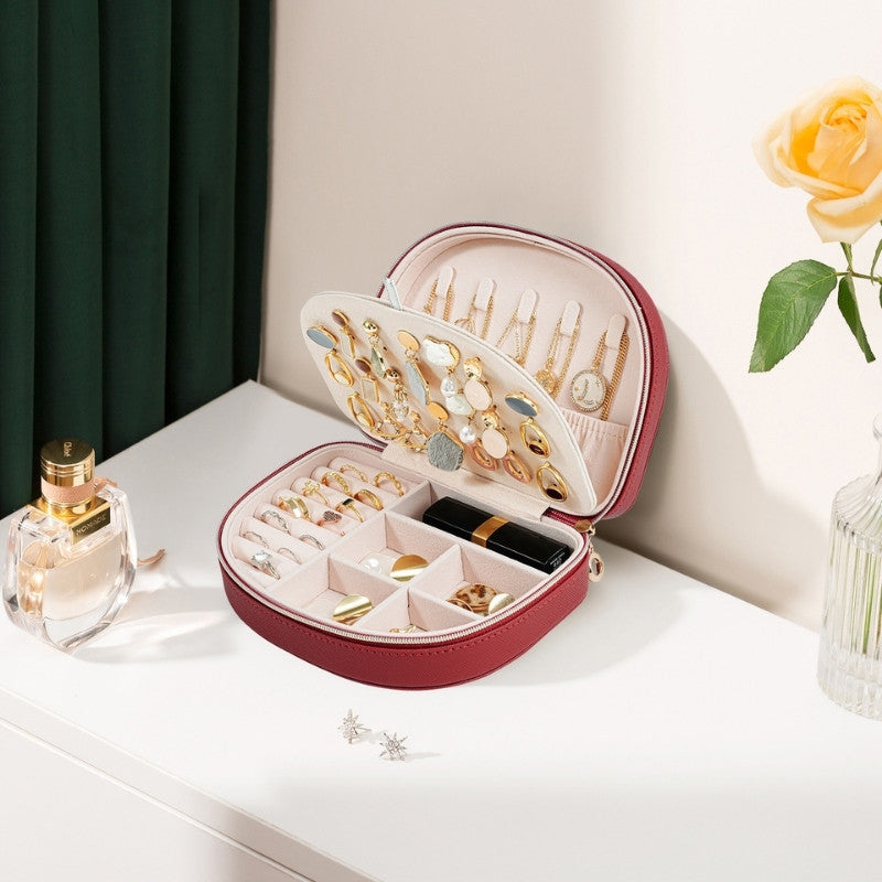 Small Seashell-shaped Travel Jewelry Box