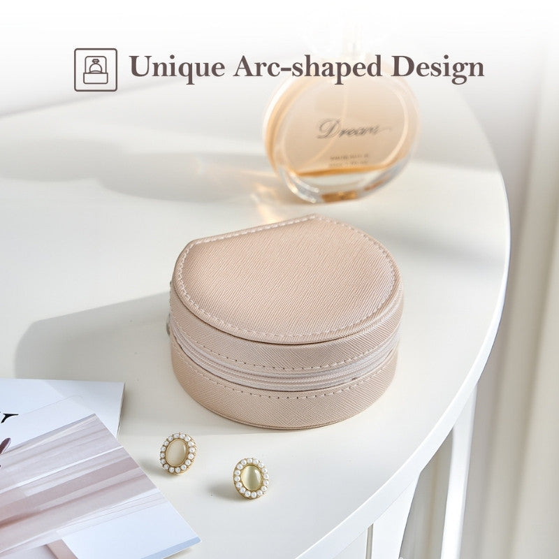 Small Seashell-shaped Travel Jewelry Box