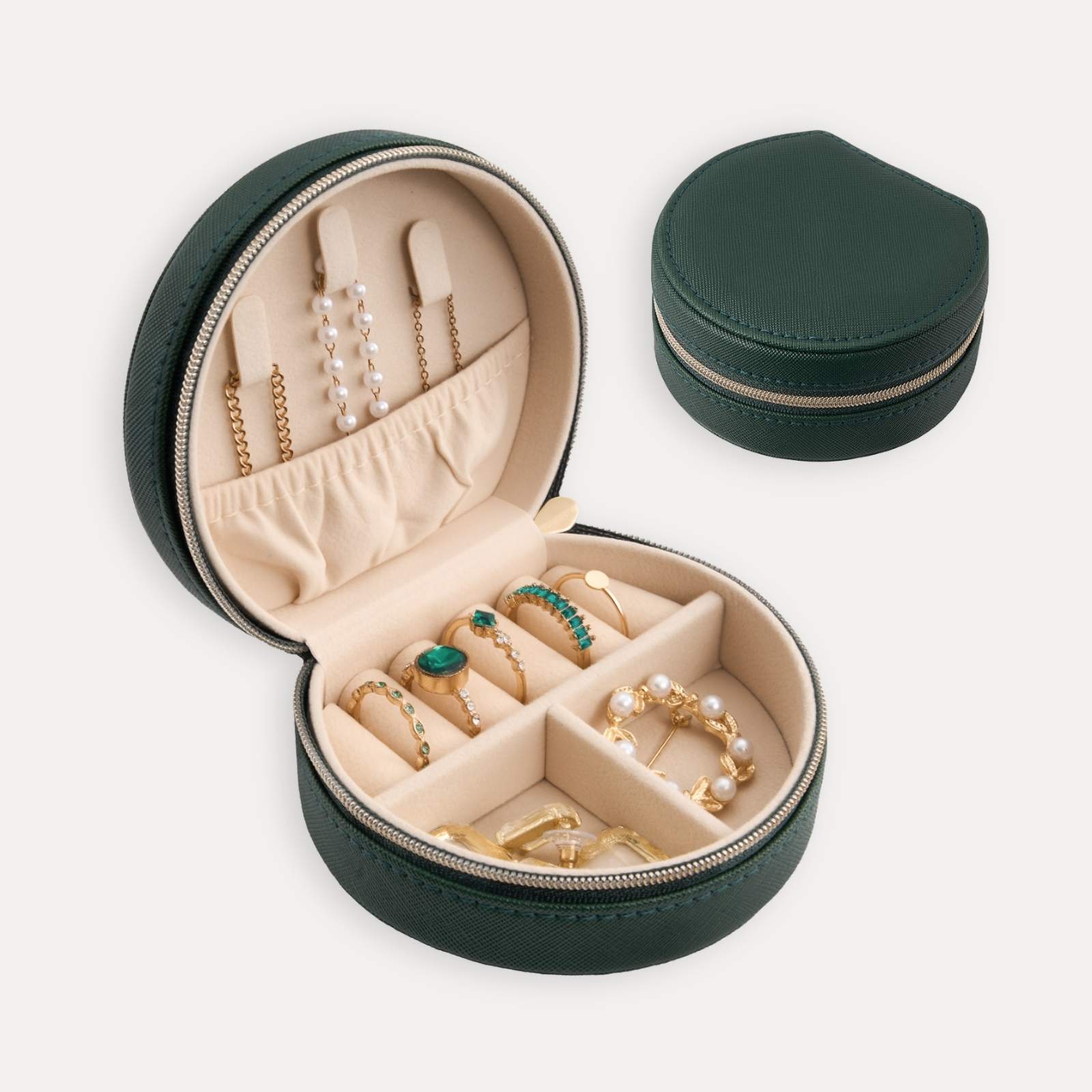 Pequeño estuche portátil para joyas con forma de concha marina 