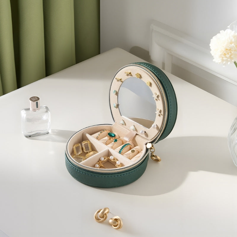 Small Seashell-shaped Travel Jewelry Box