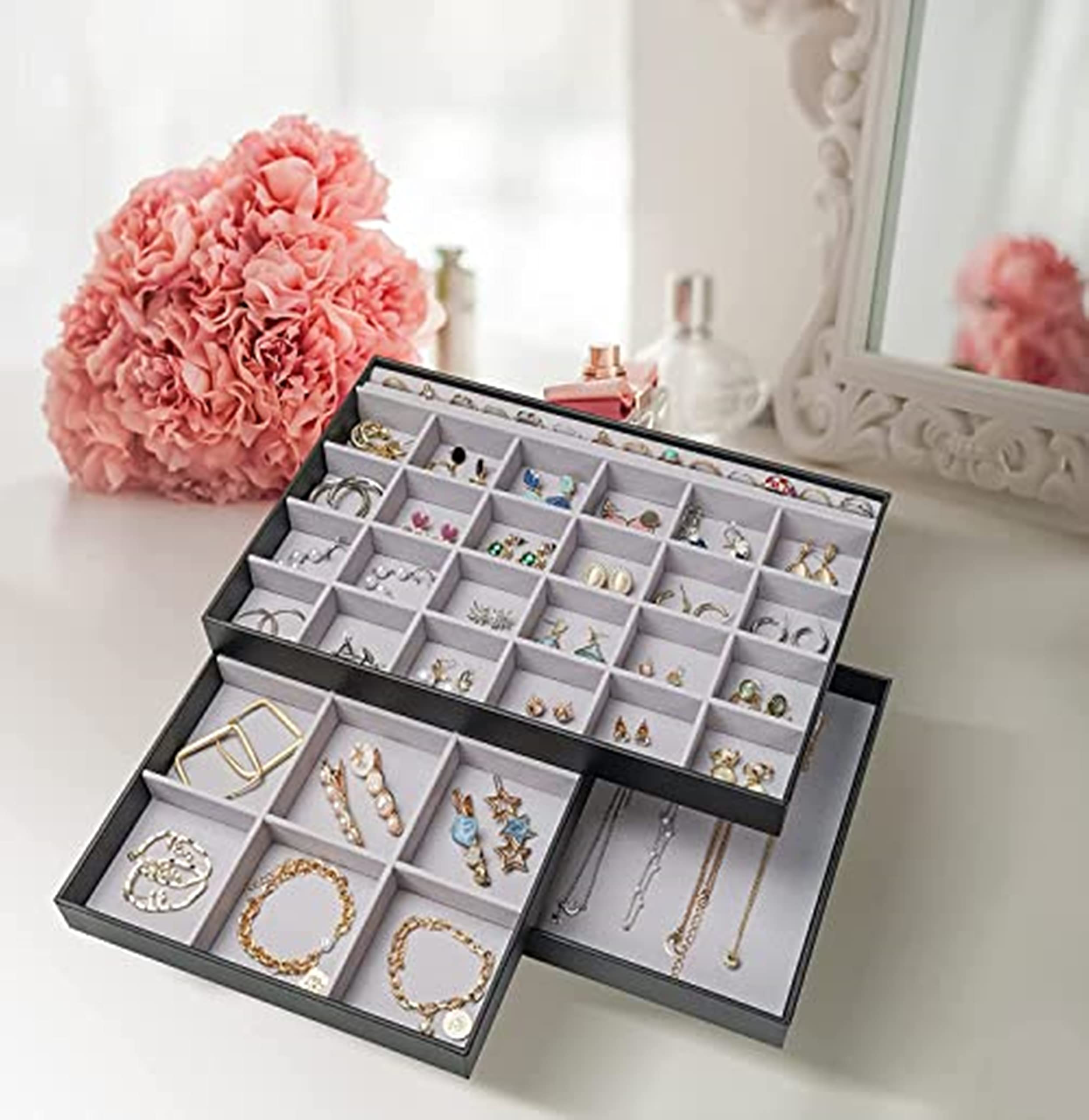 Jewelry trays stackable